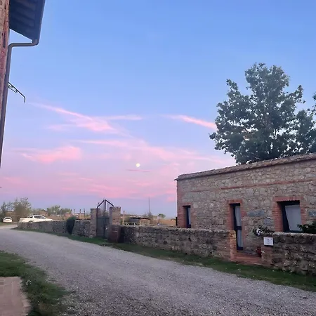 La Rugiada Bauernhof Monteroni dʼArbia