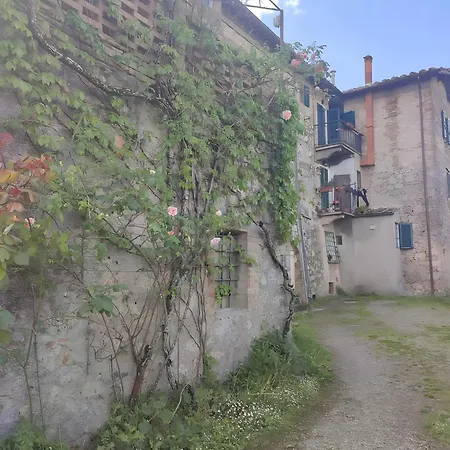 Bauernhof La Rugiada Monteroni dʼArbia
