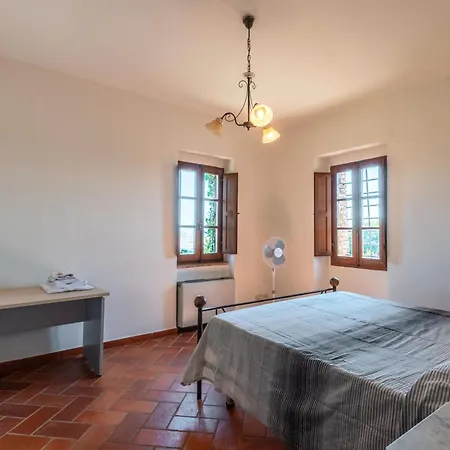 La Rugiada Farm stay *